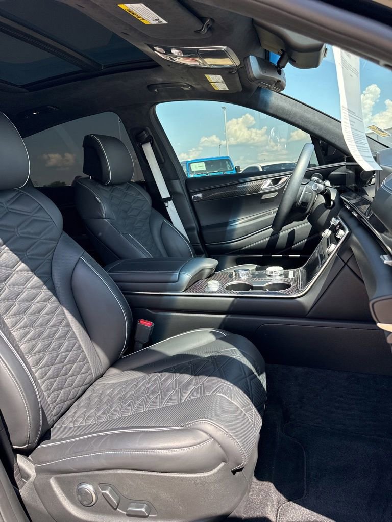 Used 2025 Genesis GV80 3.5T e-SC AWD/4WD image 22