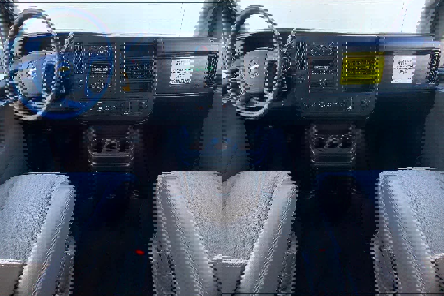 Used 2020 Chevrolet Express 3500 LT w/ LT Preferred Equipment Group image 11