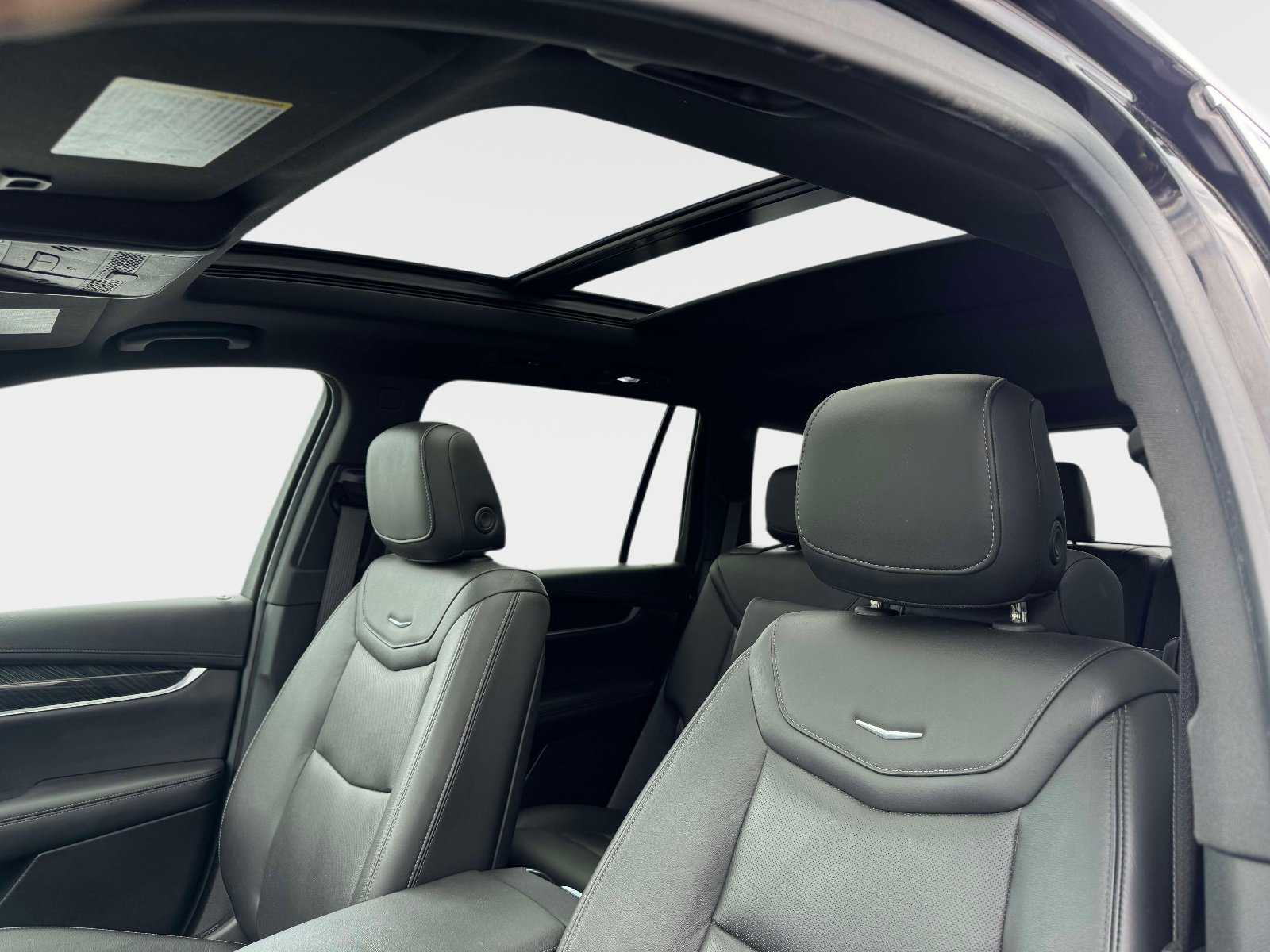 Used 2021 Cadillac XT6 Premium Luxury AWD/4WD image 21