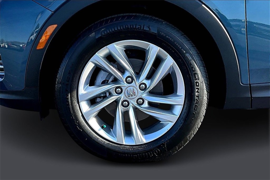 Used 2025 Buick Envista Preferred image 33