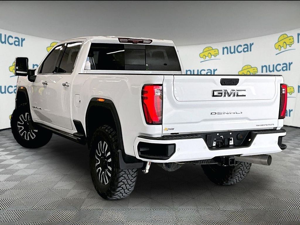Used 2025 GMC Sierra 2500 Denali Ultimate AWD/4WD image 4