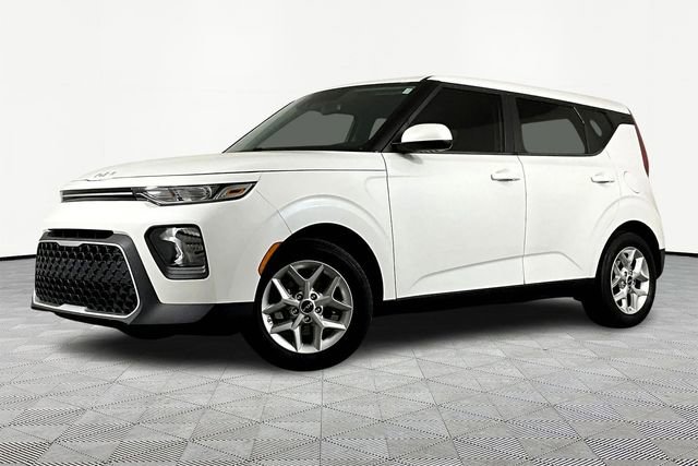 Used 2022 Kia Soul LX w/ Technology Package image 1