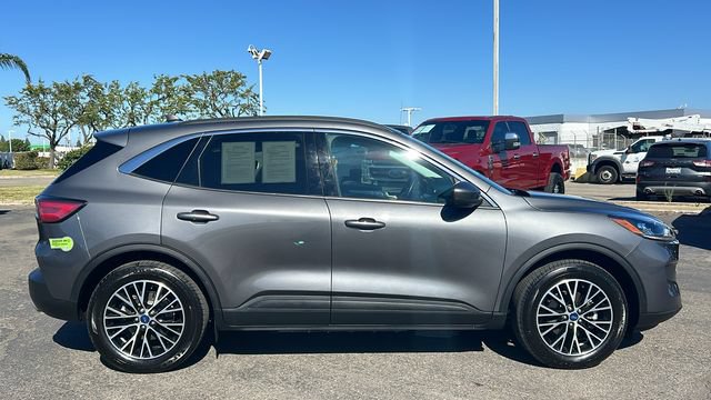 Certified 2022 Ford Escape SEL w/ Technology Package FWD image 2