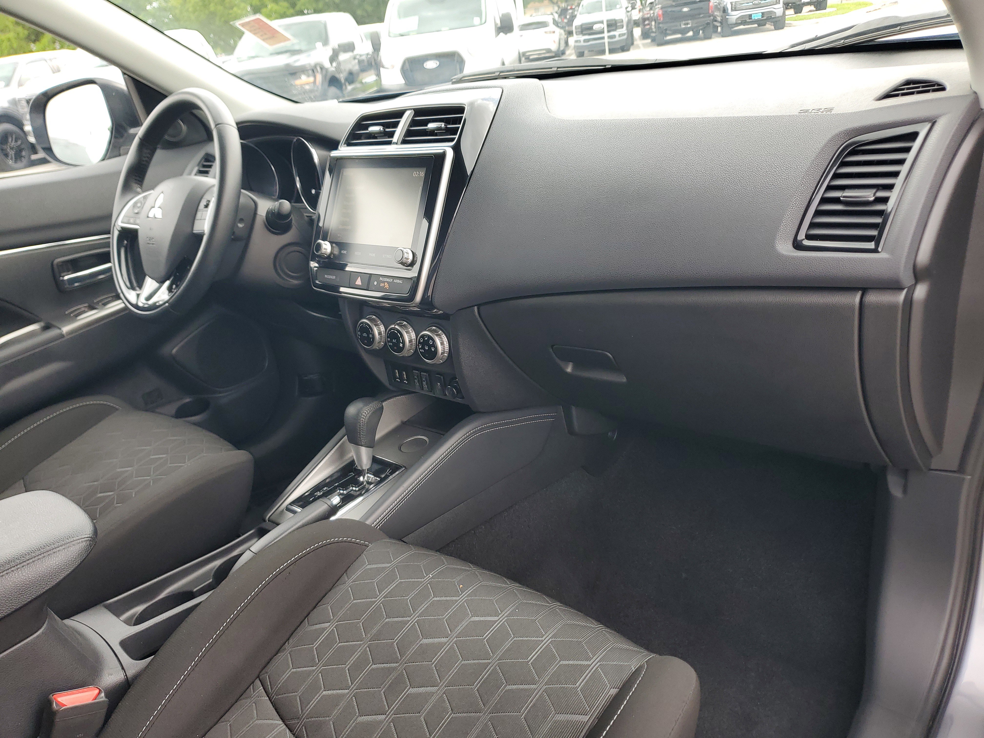 Used 2021 Mitsubishi Outlander Sport SE FWD image 17