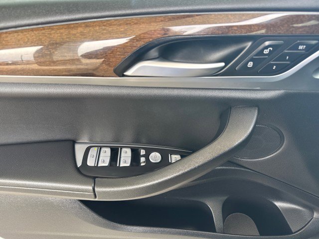 Used 2023 BMW X3 xDrive30i AWD/4WD image 10