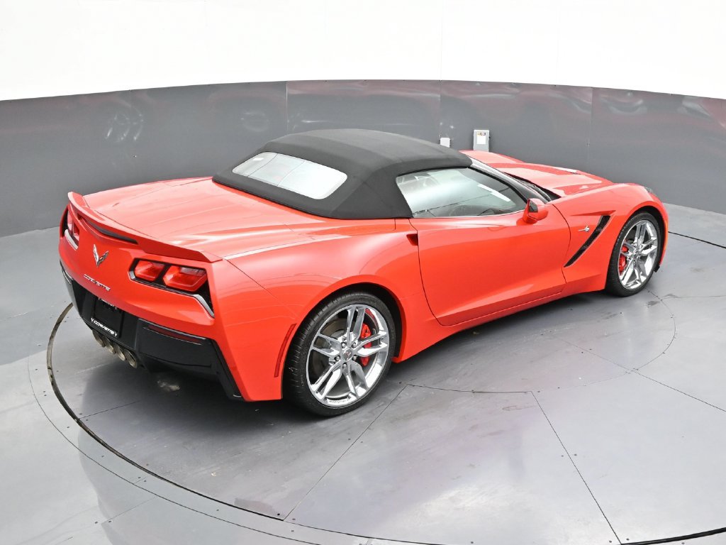 Used 2015 Chevrolet Corvette Stingray Convertible w/ 2LT Preferred Equipment Group RWD image 18