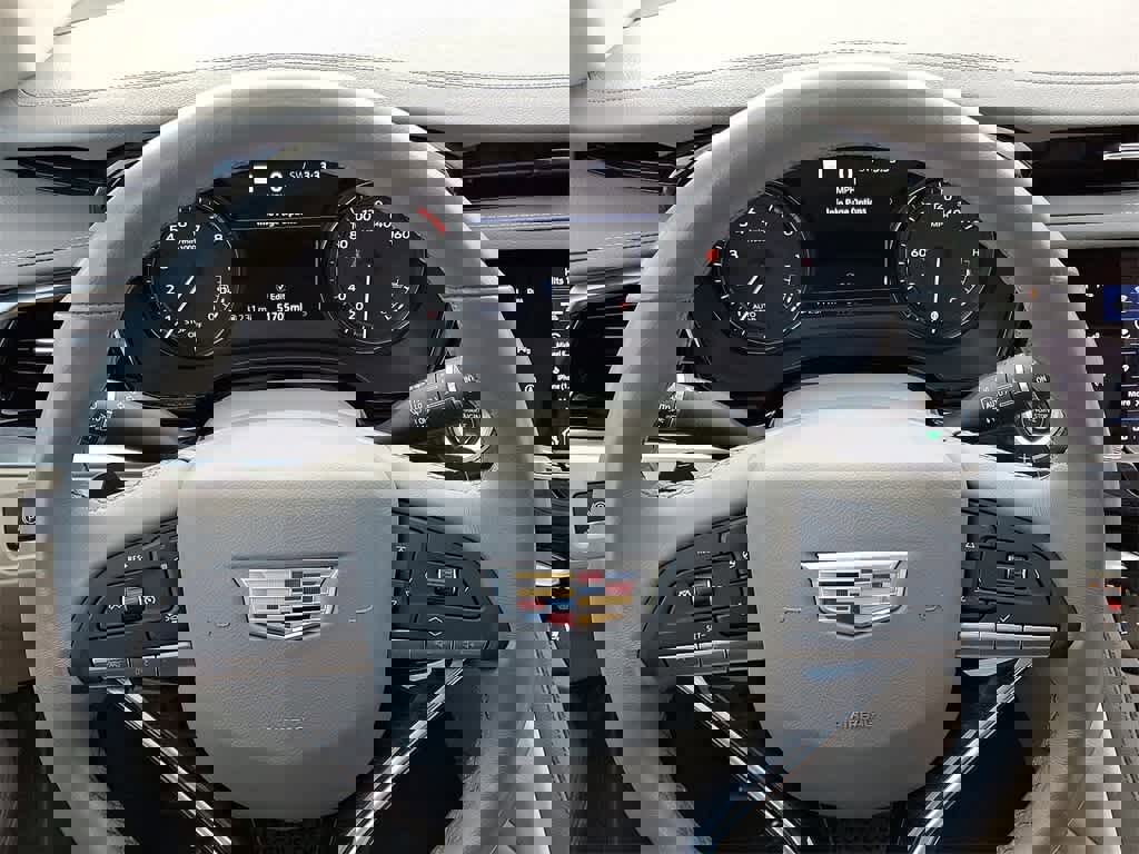 Used 2024 Cadillac XT6 Premium Luxury w/ Technology Package image 18