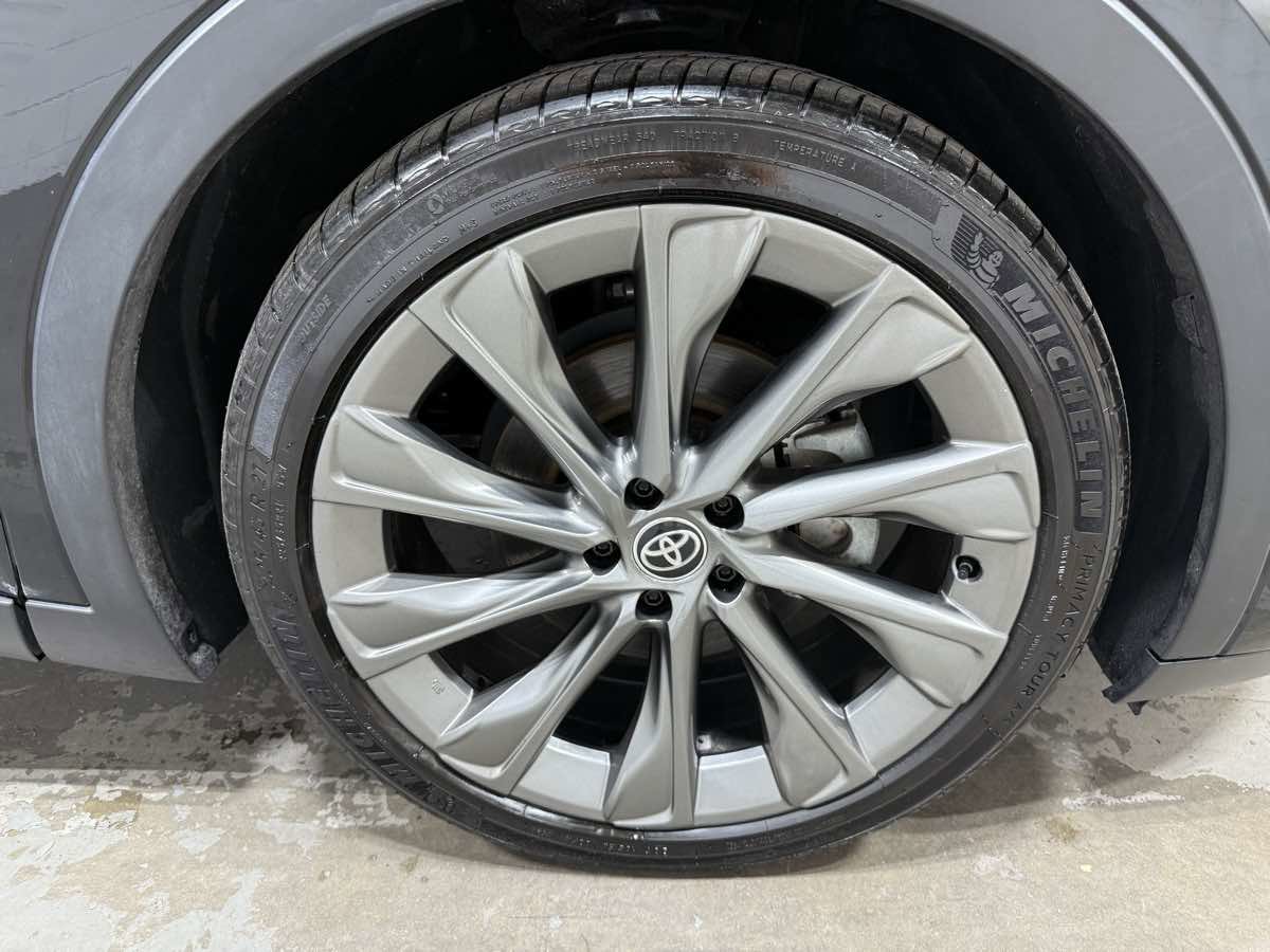 Used 2023 Toyota Crown w/ Advanced Technology Package image 6