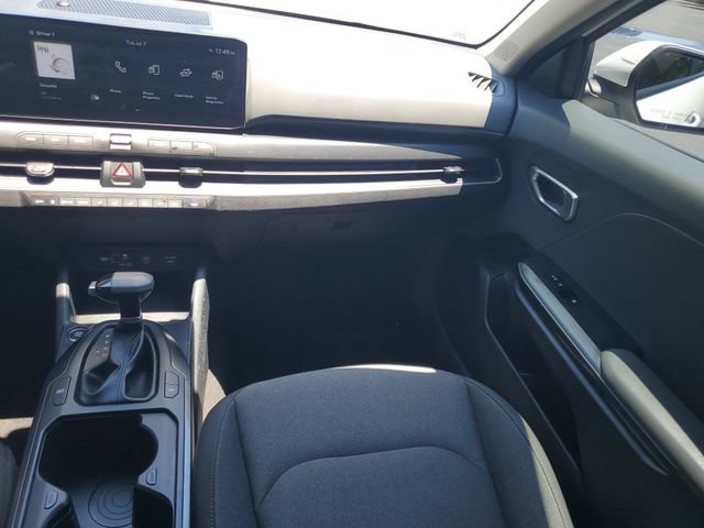Used 2025 Kia K4 FWD image 15