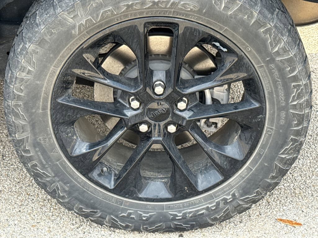 Used 2021 Jeep Wrangler Unlimited Sahara w/ Cold Weather Group image 10