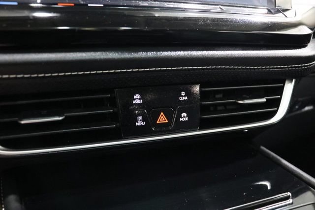 Used 2025 Volkswagen Atlas SE FWD image 27