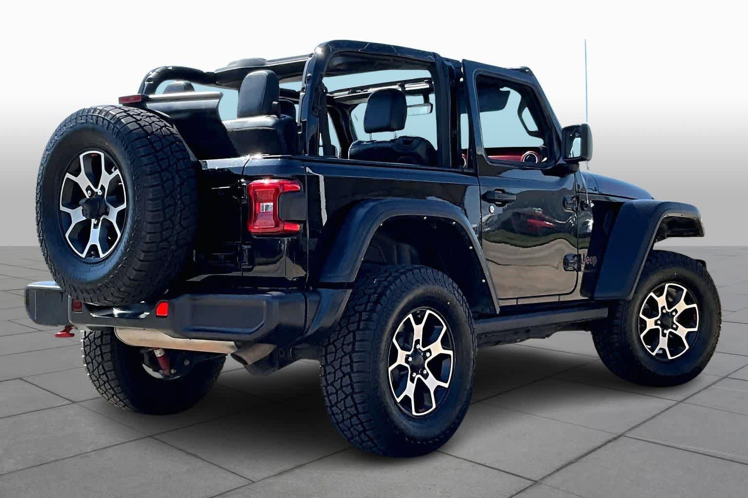 Used 2022 Jeep Wrangler Rubicon w/ LED Lighting Group AWD/4WD image 13