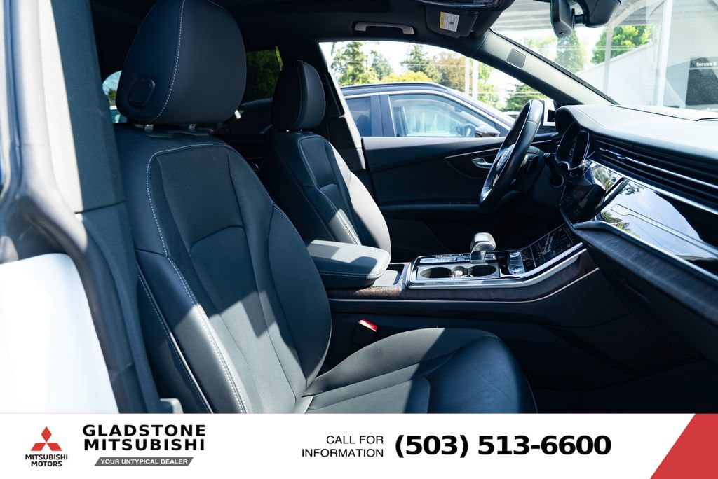 Used 2019 Audi Q8 Prestige AWD/4WD image 26