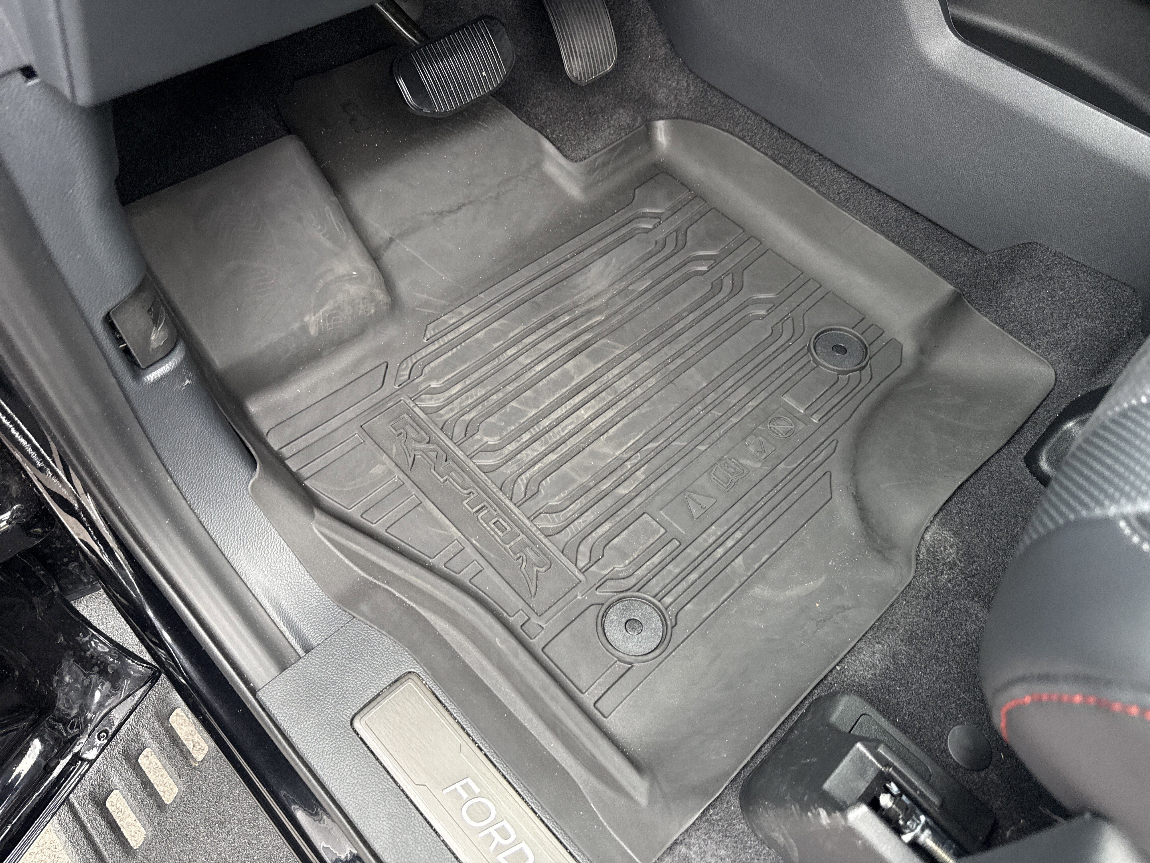 Used 2025 Ford F150 Raptor AWD/4WD image 17
