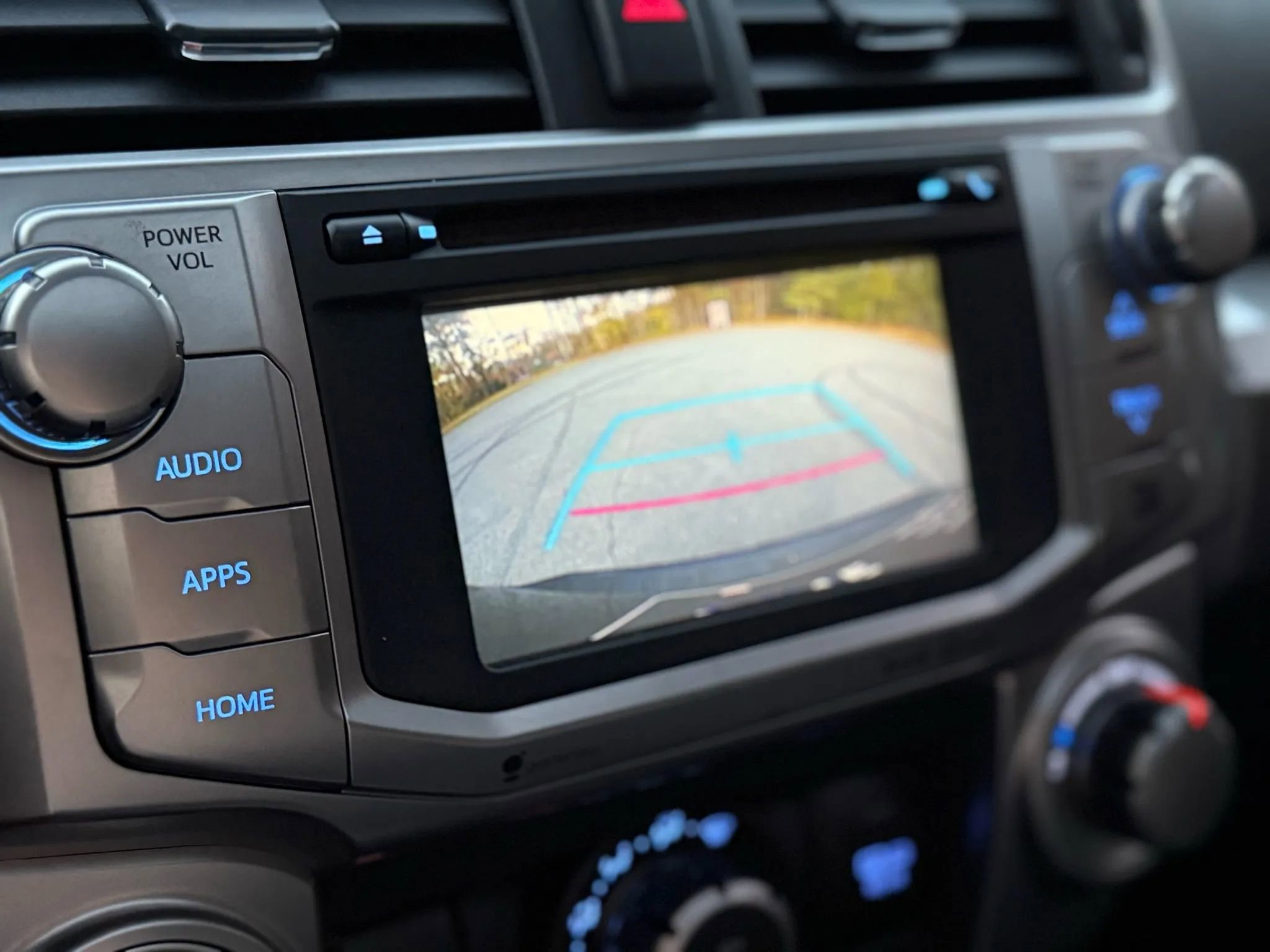 Used 2017 Toyota 4Runner SR5 Premium RWD image 34