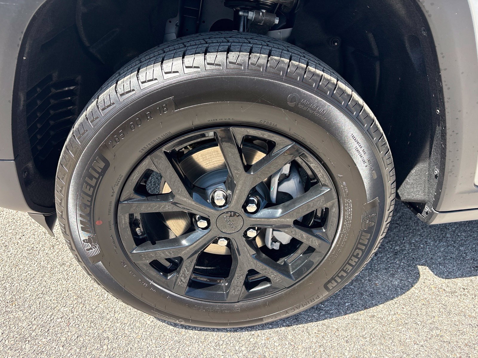 New 2026 Jeep Grand Cherokee Altitude RWD image 28
