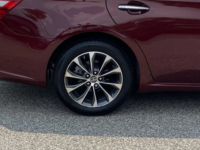 Used 2016 Toyota Avalon XLE FWD image 10