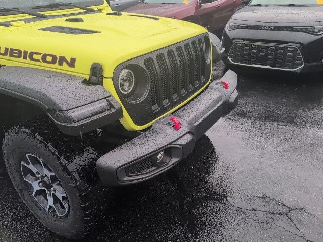 Used 2023 Jeep Wrangler Unlimited Rubicon w/ Cold Weather Group AWD/4WD image 11