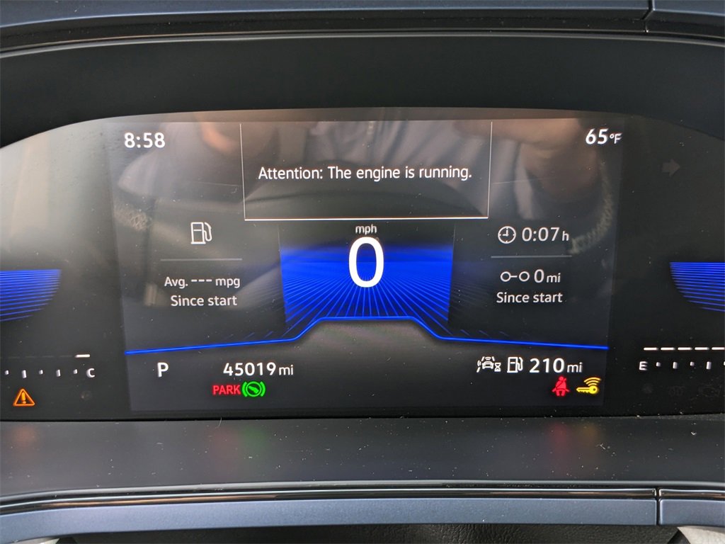 Certified 2023 Volkswagen Taos SE w/ Panoramic Sunroof Package image 37