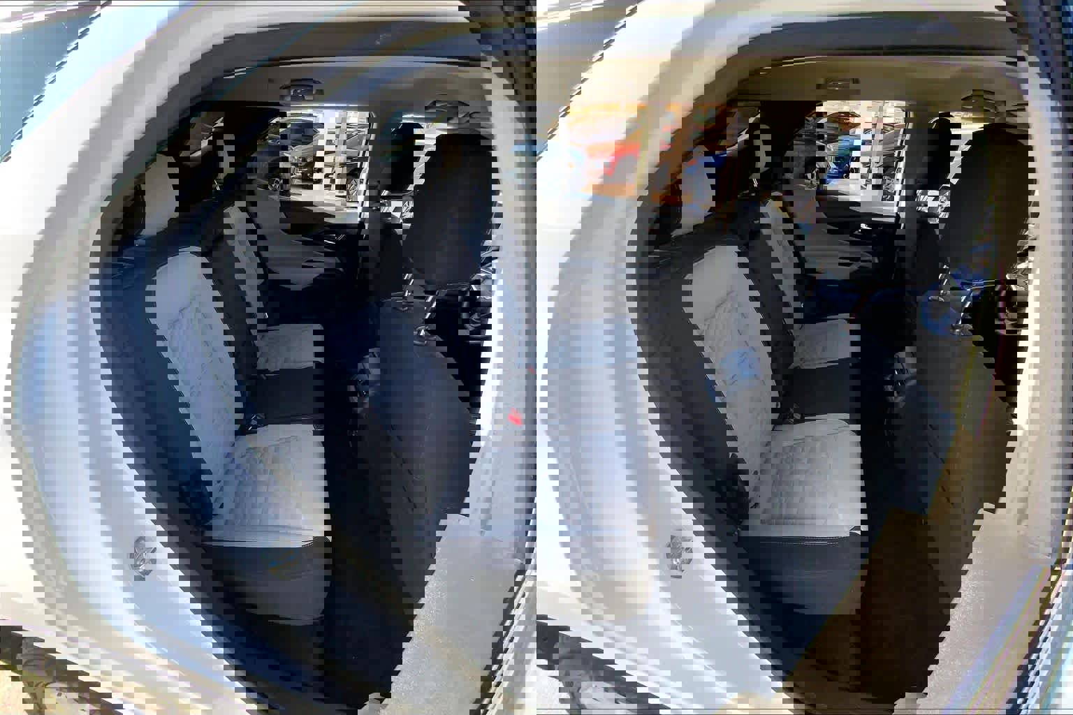 Used 2020 Chevrolet Equinox LS w/ LS Convenience Package image 20