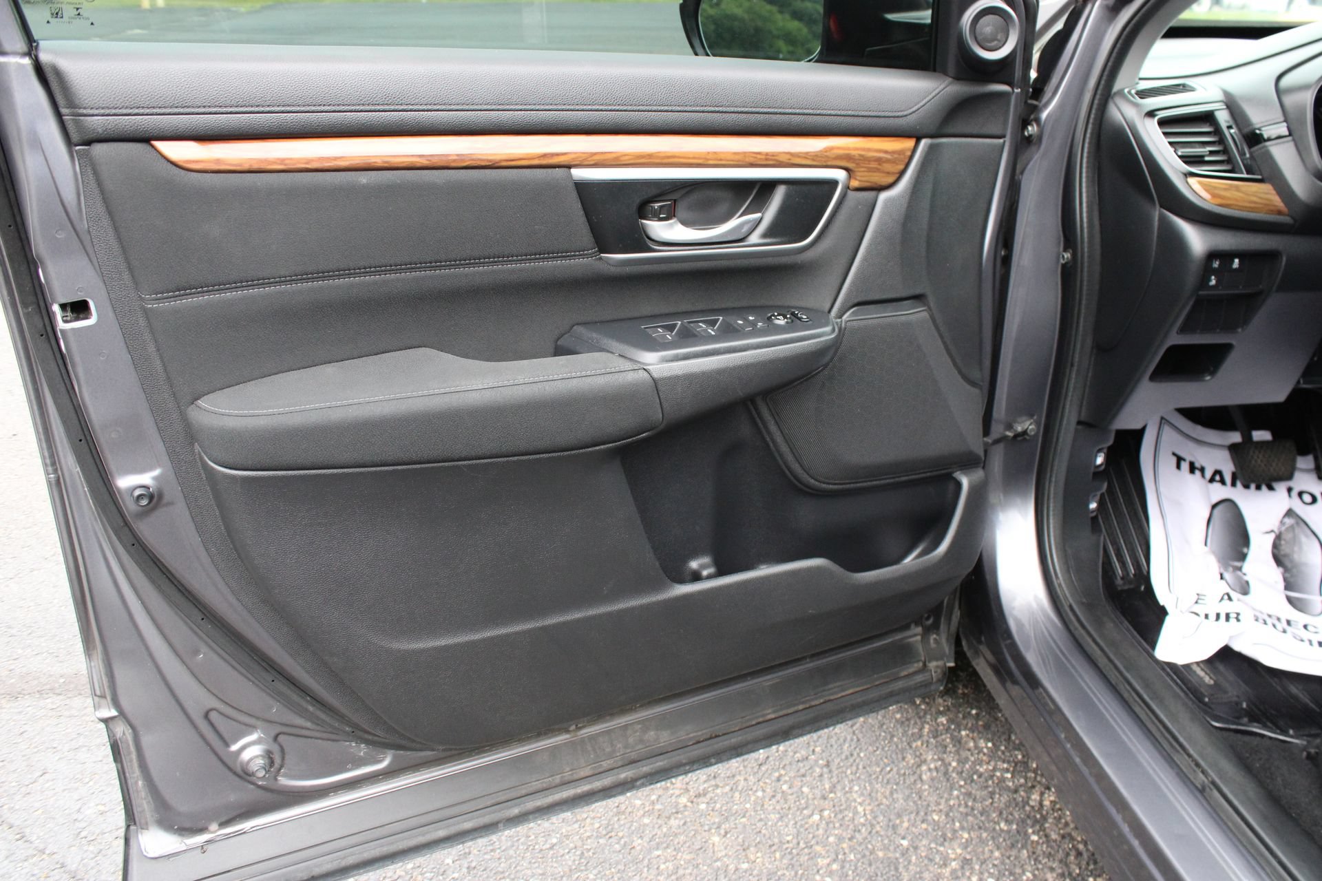 Used 2019 Honda CR-V EX image 12