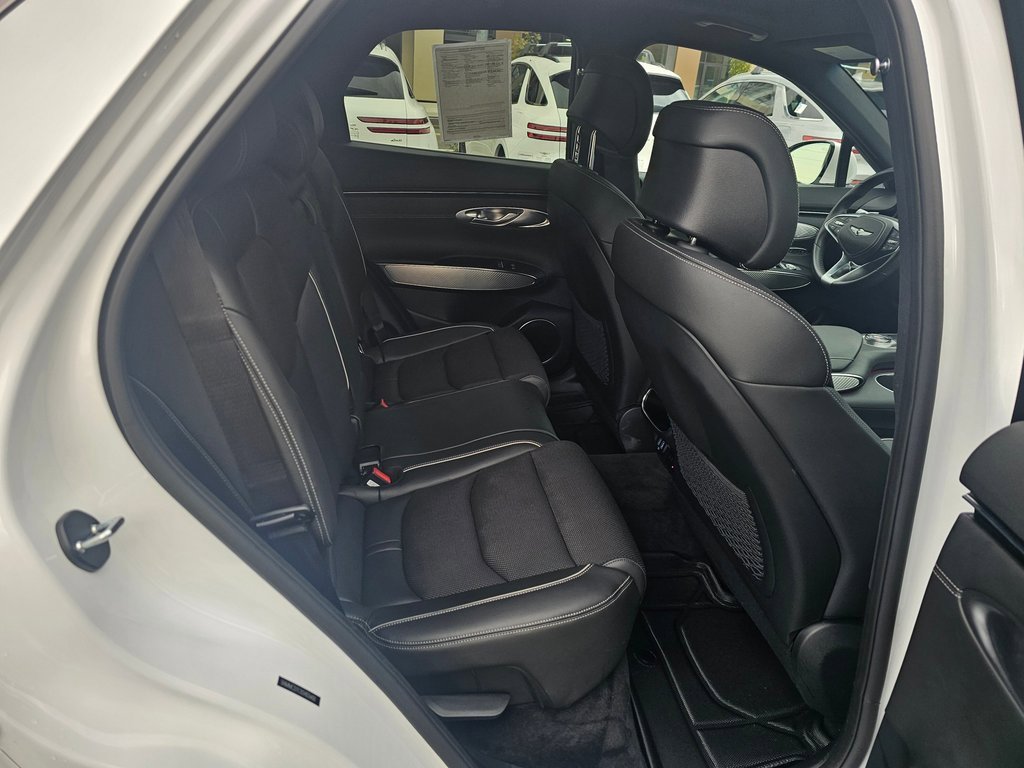 Certified 2025 Genesis GV70 3.5T Sport image 27