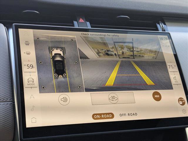 New 2025 Land Rover Discovery Sport Dynamic SE image 13