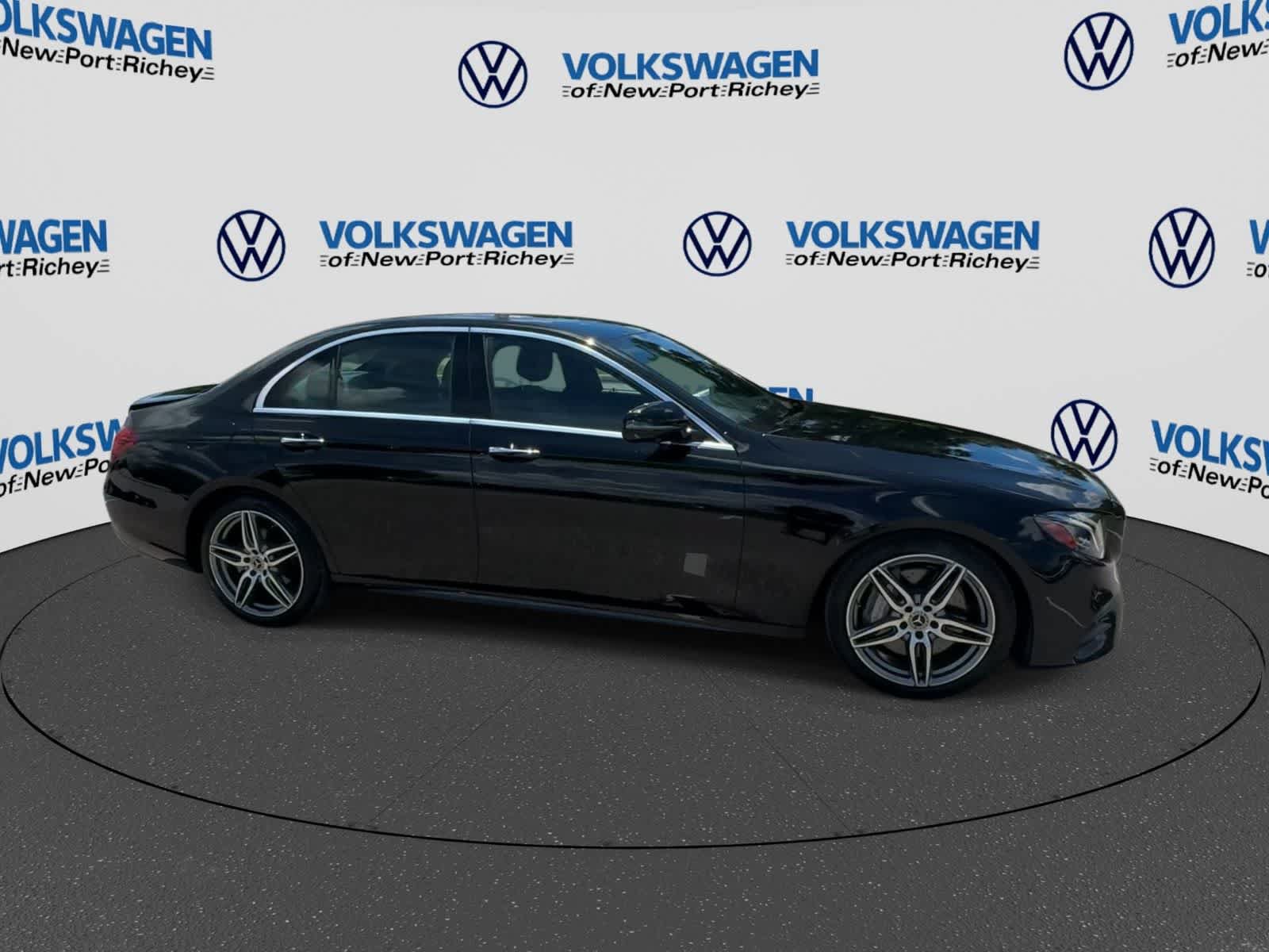 Used 2020 Mercedes-Benz E 350 Sedan image 9