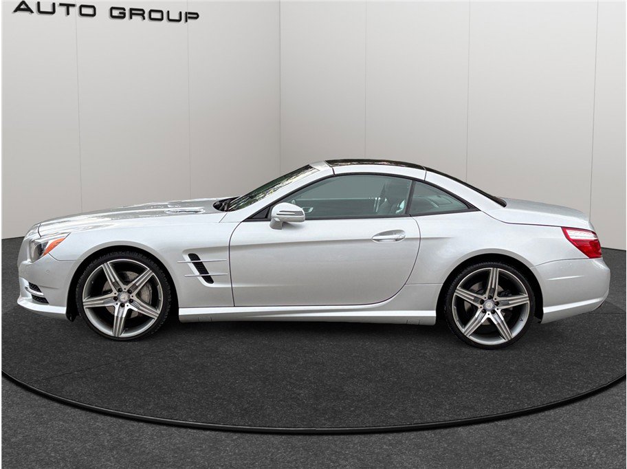Used 2015 Mercedes-Benz SL 550 image 5
