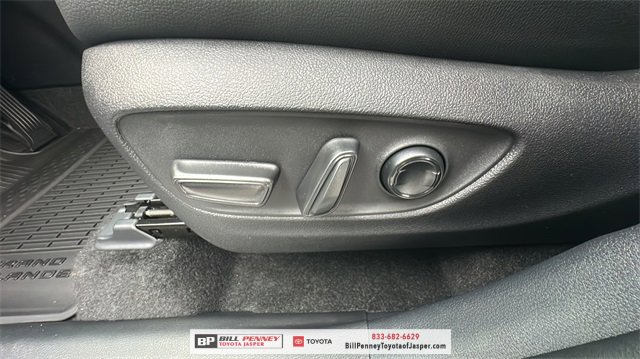 New 2026 Toyota Grand Highlander AWD Hybrid image 16