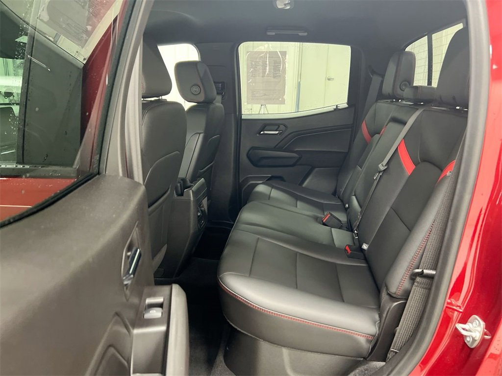 Used 2024 Chevrolet Colorado Z71 w/ Z71 Convenience Package 2 image 22