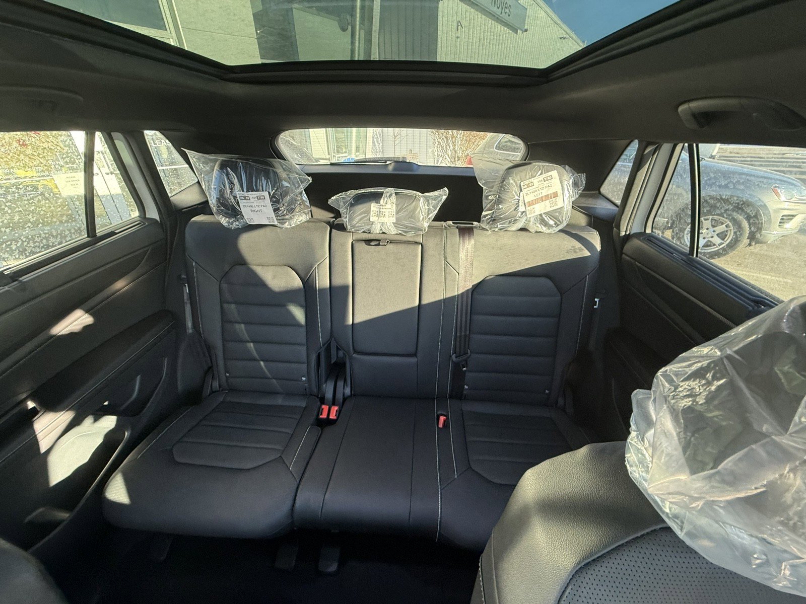 New 2026 Volkswagen Atlas Cross Sport SEL R-Line image 19