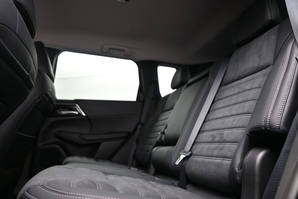 New 2026 Nissan Rogue SL AWD/4WD image 11
