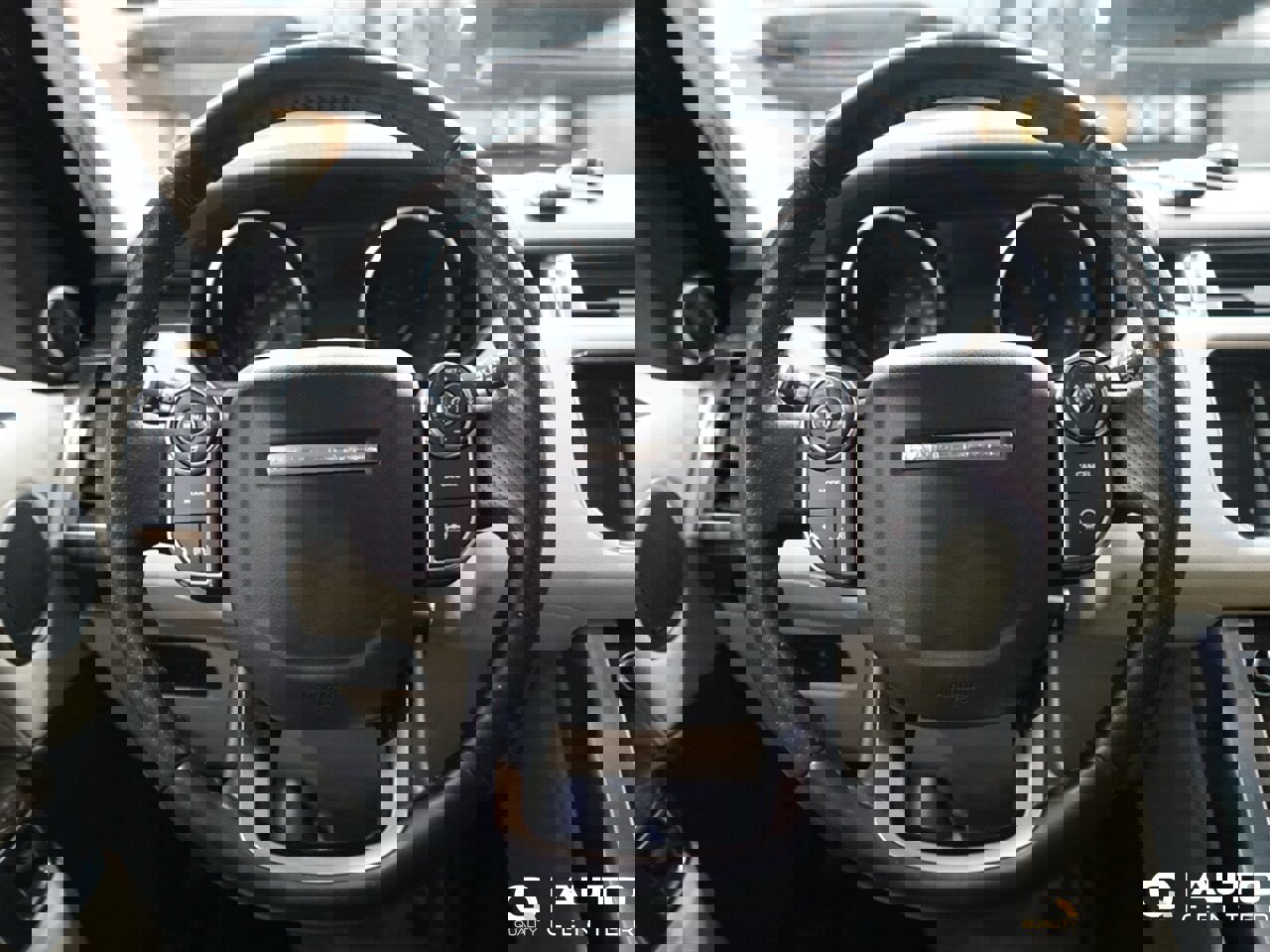 Used 2016 Land Rover Range Rover Sport HSE image 24