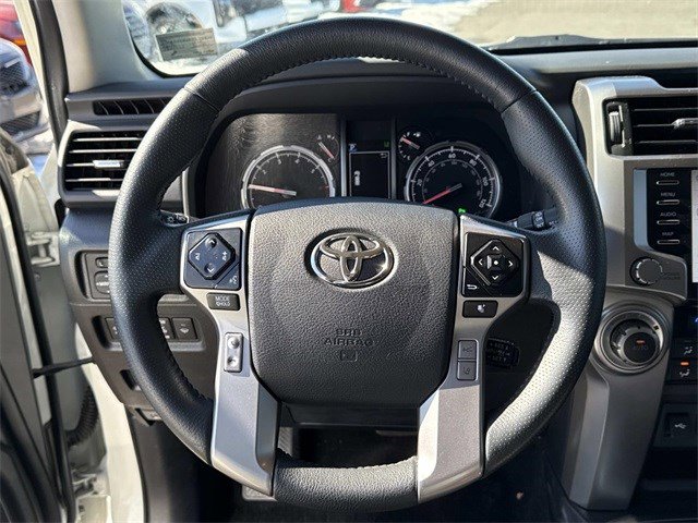 Used 2022 Toyota 4Runner Limited image 19