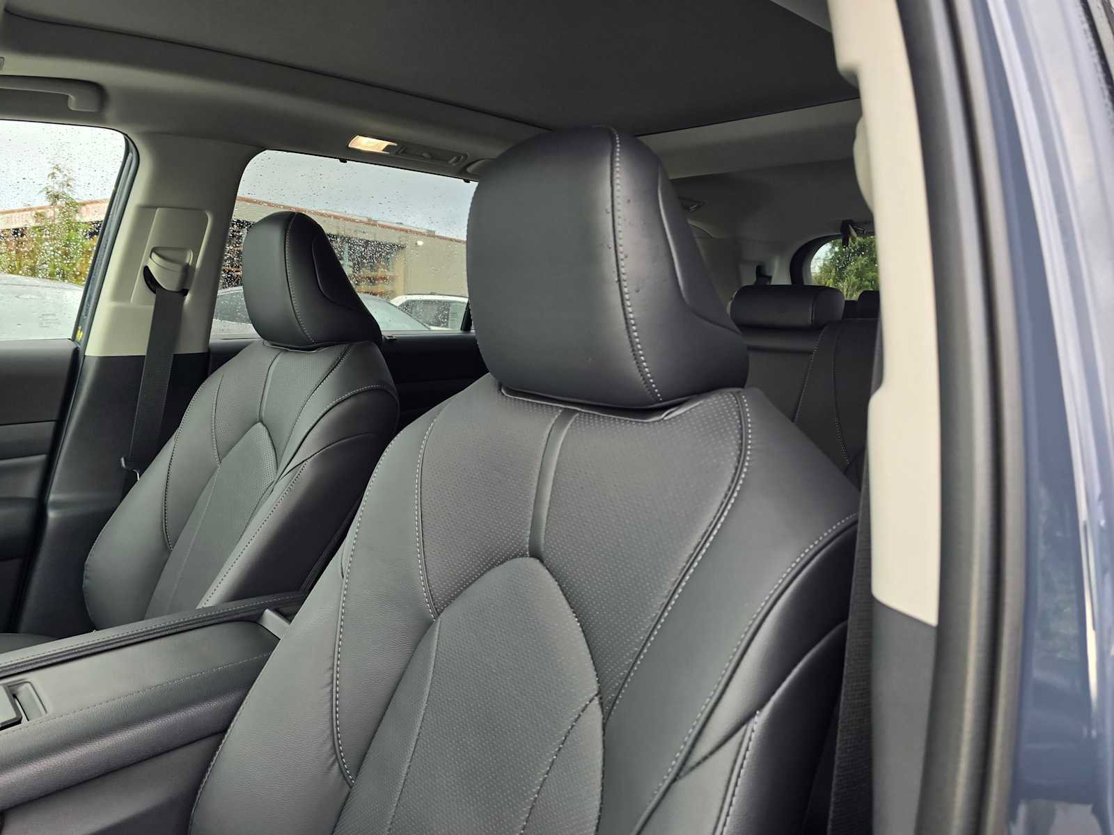 Used 2025 Toyota Grand Highlander Limited image 25