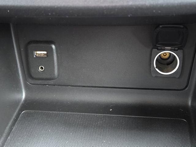 Used 2015 GMC Canyon SLT image 6