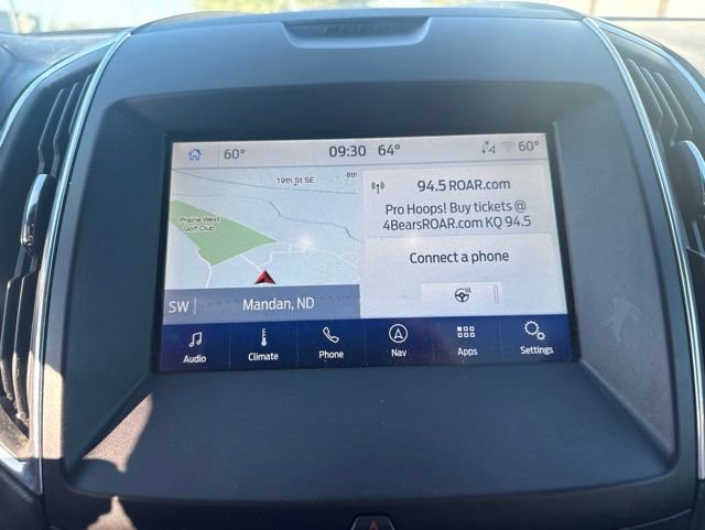 Used 2020 Ford Edge Titanium w/ Equipment Group 301A AWD/4WD image 18