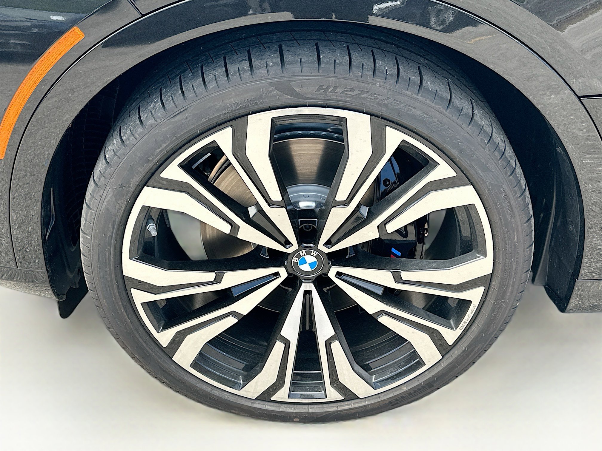 New 2026 BMW X7 M60i image 28