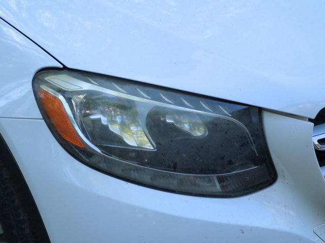 Used 2017 Mercedes-Benz GLC 300 image 4