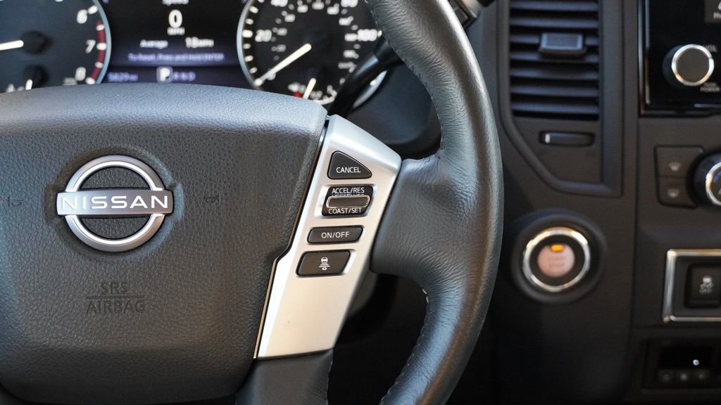 Used 2024 Nissan Titan SV w/ SV Convenience Package image 29