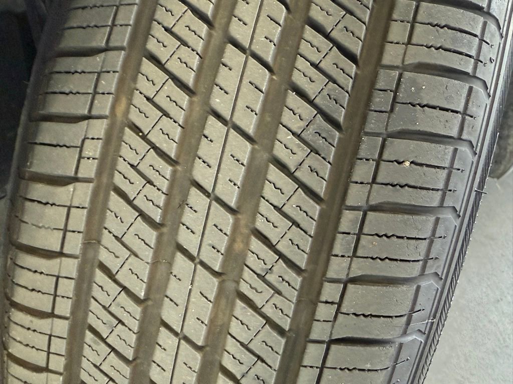 Used 2025 Toyota Camry LE image 16