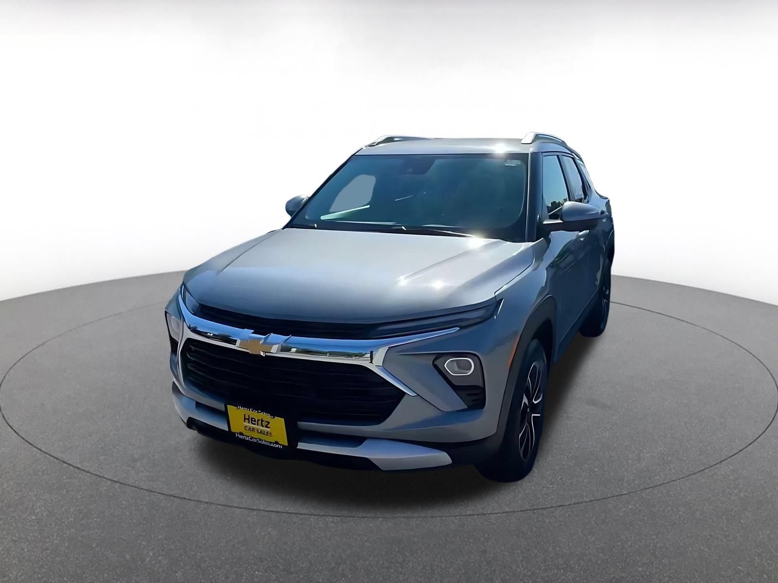 Used 2025 Chevrolet TrailBlazer LT FWD image 4