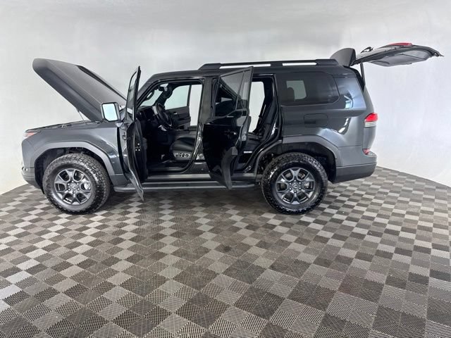 Used 2024 Lexus GX 550 AWD/4WD image 12