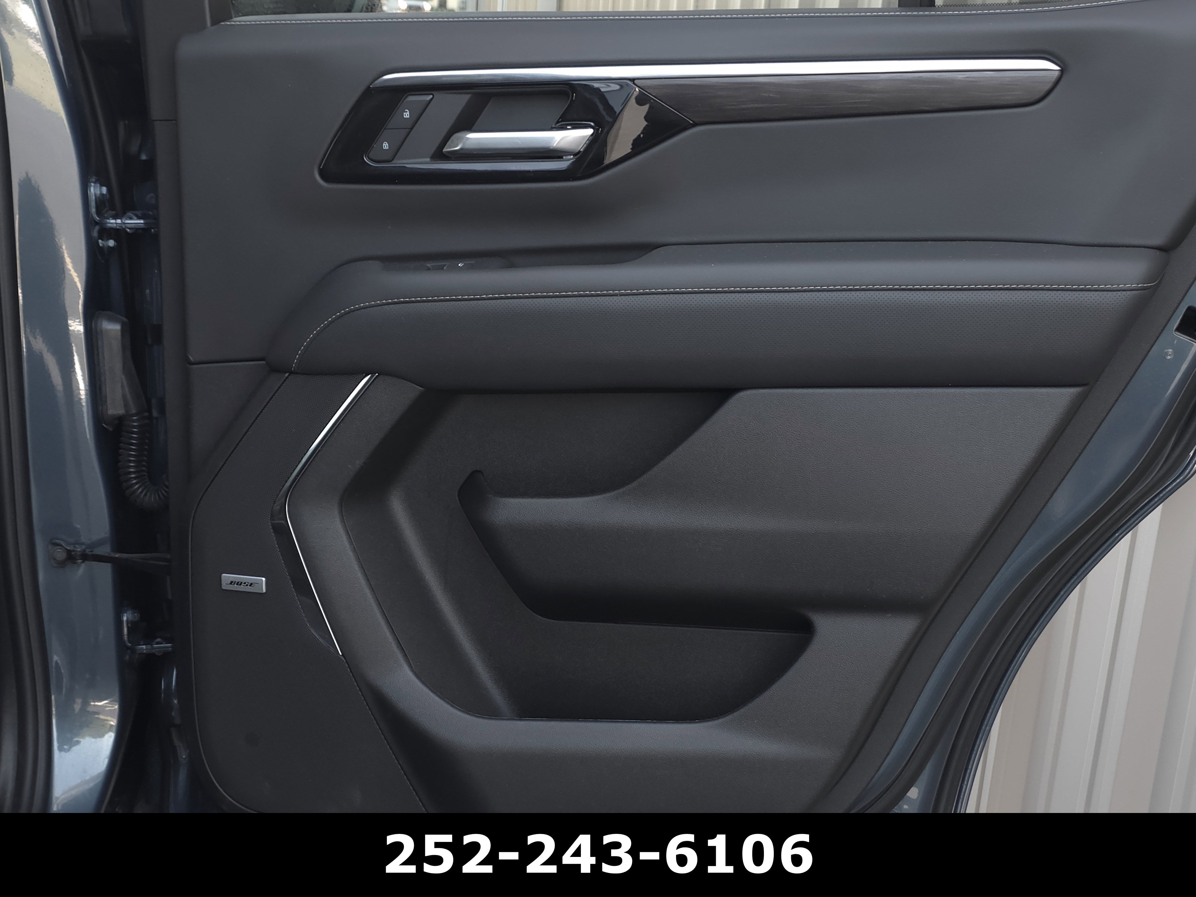 Used 2025 Chevrolet Tahoe Premier RWD image 47