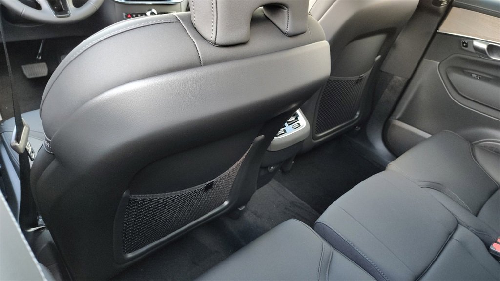 New 2026 Volvo XC90 B6 Plus image 29