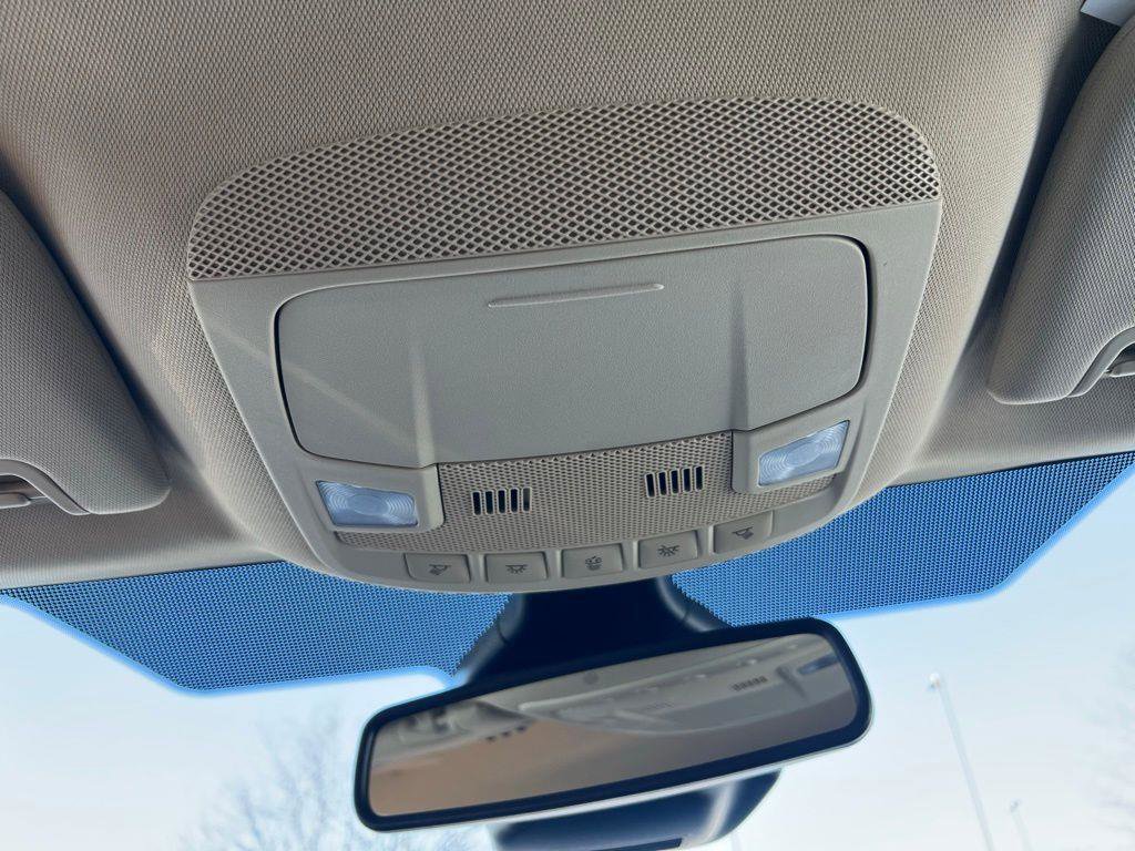 Used 2023 Ford Edge SEL w/ Convenience Package image 35