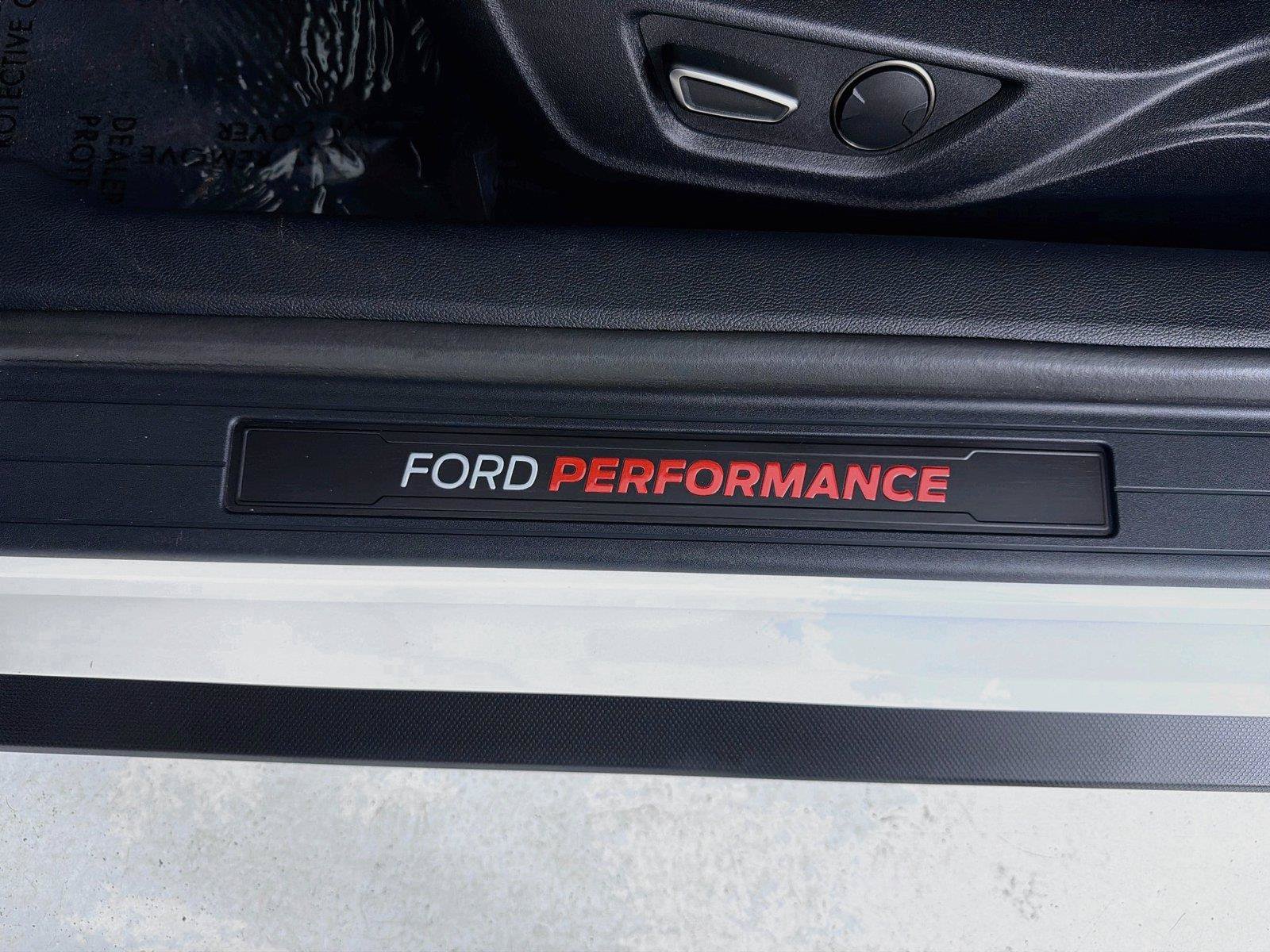 Used 2019 Ford Mustang Shelby GT350 w/ Technology Package RWD image 9