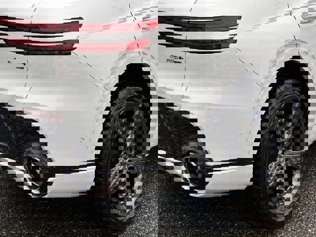 Used 2025 Genesis GV70 3.5T Sport w/ Sport Advanced Package image 13