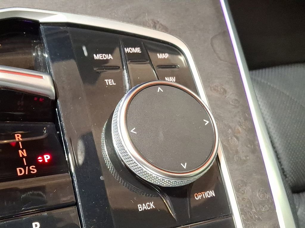 Used 2024 BMW X7 xDrive40i w/ M Sport Package image 20